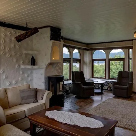 Villa Trollheimen - Senjatrollet Finnsaeter